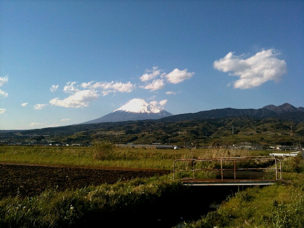 沼津市原地区から望む富士山